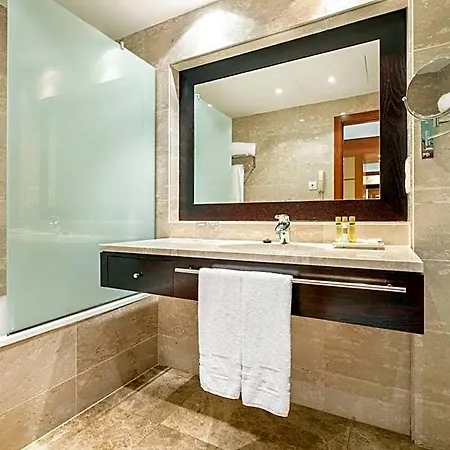 Hotel Eurostars 4*