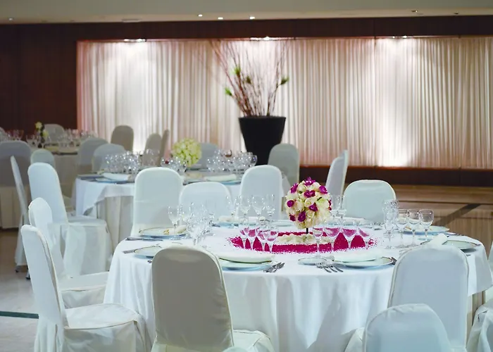 Eurostars Отель Остров Трои